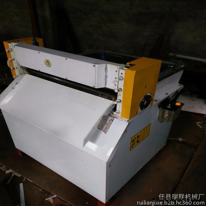 橡胶防滑板横切机  帆布输送带裁切机水洗牛皮纸卷切条机图1