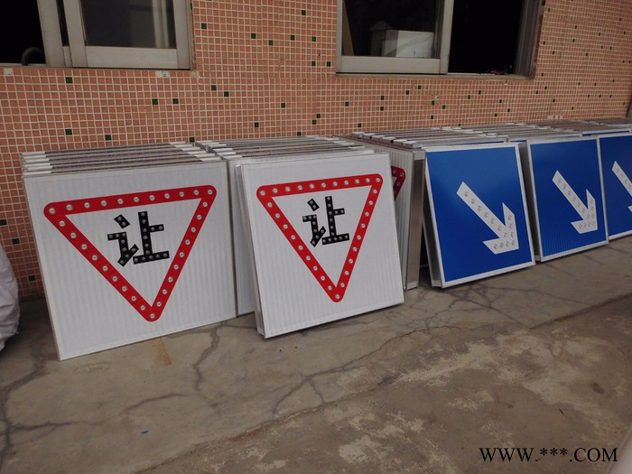 供应华顺VS041太阳能灯导向牌 LED指示牌 活动架子导向牌图7
