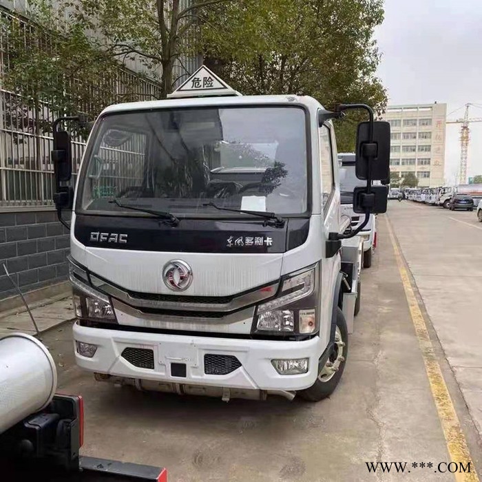 东风多利卡 2吨 蓝牌加油车 C证可开的油罐车价格优惠图3