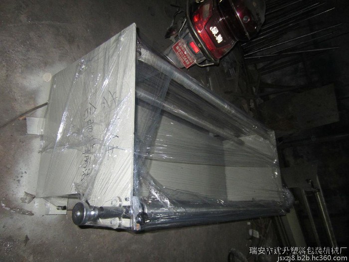 无纺布电脑横切机 无纺布超声波压花 生产无纺布收纳柜理想设备图2