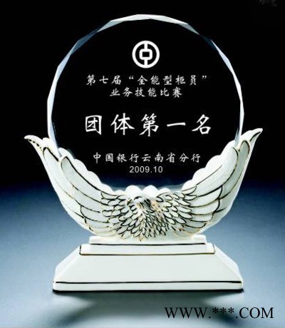 西安策腾商贸K9水晶奖杯定做 厂家生产直销各类水晶工艺品礼品图2