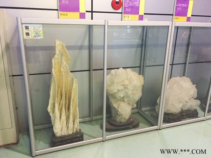 奖杯奖牌荣誉柜礼品玩具柜货品展示货架储物柜展览展示道具陈列柜图4