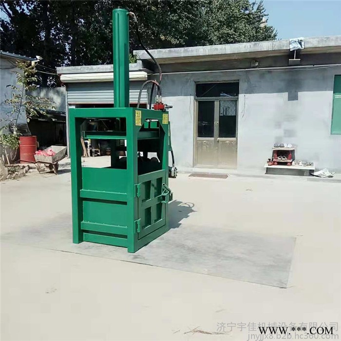无纺布易拉罐液压压扁机棉花刨丝无纺布易拉罐液压打包机 宇佳金属边角料压缩打包机图1