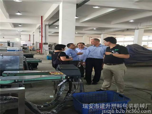 纸巾装盒机，清洁布装盒机，无纺布装盒机图3