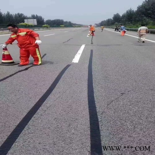山东铭润贴缝带施工快捷无纺布防水路面修复沥青贴缝带图7