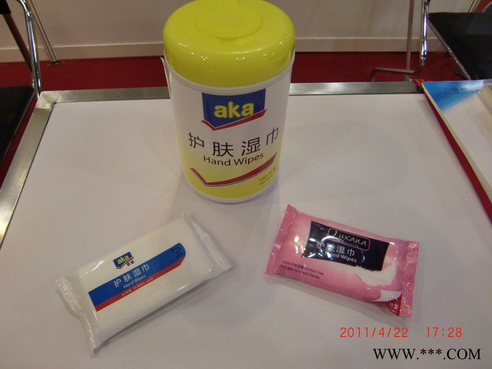供应各种出口多功能清洁湿巾、护肤湿巾、消毒巾及水刺无纺布布料的专业生产厂家图5