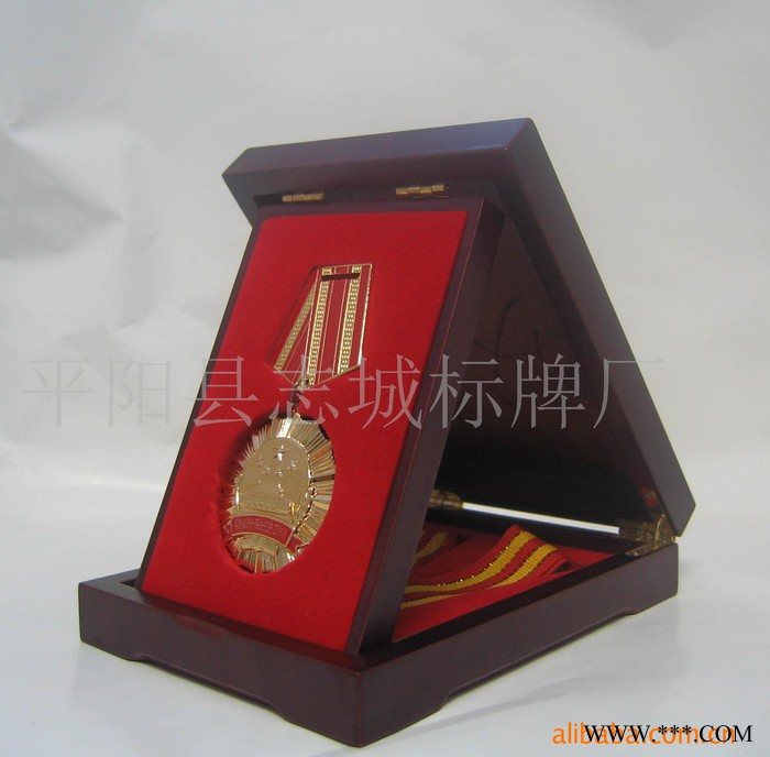 ** 方形折叠纪念奖牌奖章 志城合金压铸奖章奖牌图3