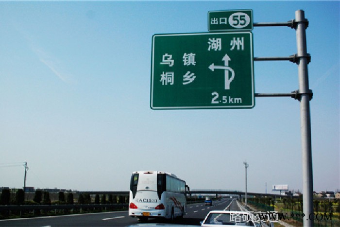 路硕交通设施 标志标牌 路侧标牌立杆 全国供应图3