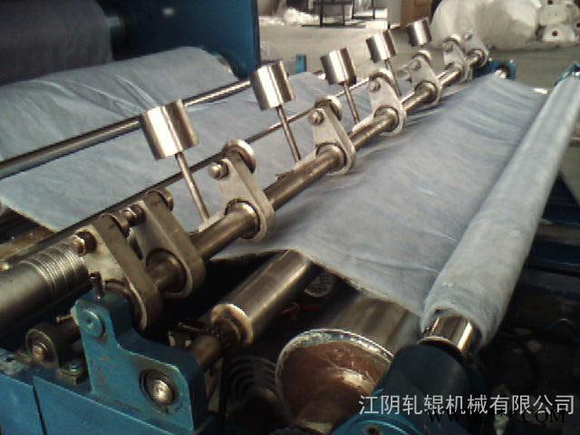 无纺布轧光机
