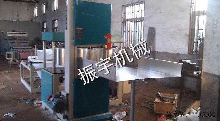 无纺布设备,型无纺布折叠机,无纺布折叠机,折叠设备,型折叠机,振痈