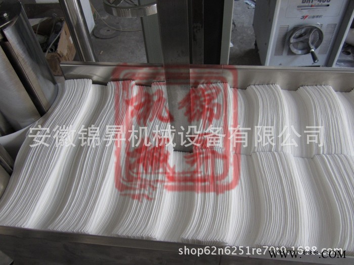 无纺布高速折叠机杭州无纺布湿巾折叠机厂家全自动水刺布折叠机图3