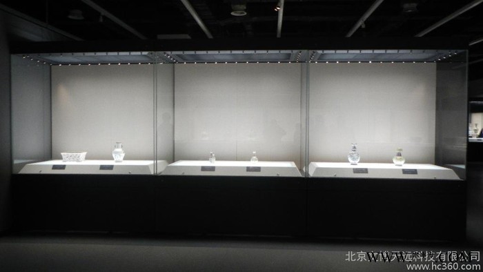 供应文博天远展柜ytiu博物馆文物展柜灯箱广告牌标示标牌图3
