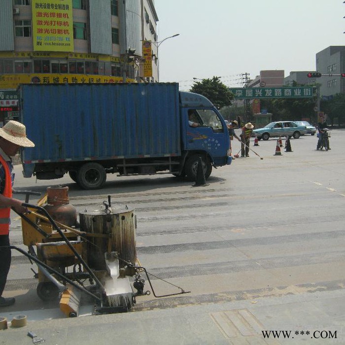 承接石排道路标线工程，万江停车位划线，厚街环城路标牌改造图2