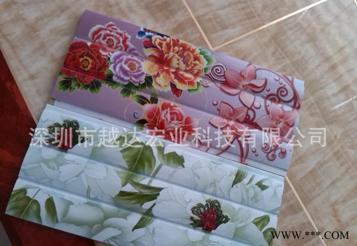 PVC烤漆板万能打印机价格 木塑衣柜门彩印机器 木板平板UV喷绘机图1
