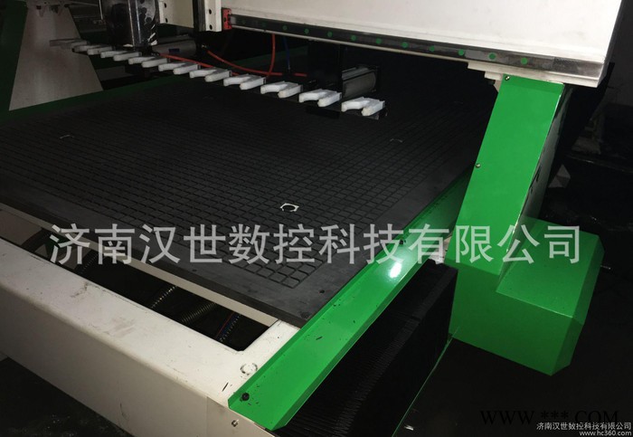 数控木工加工中心 直排圆盘自动换刀木工雕刻机 数控木工雕刻机图3