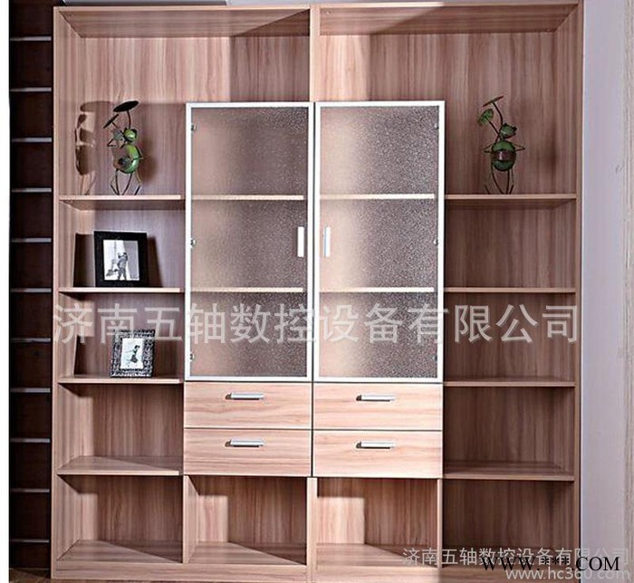 五轴 数控 1325板式家具开料机 雕刻机 木工雕刻机图3
