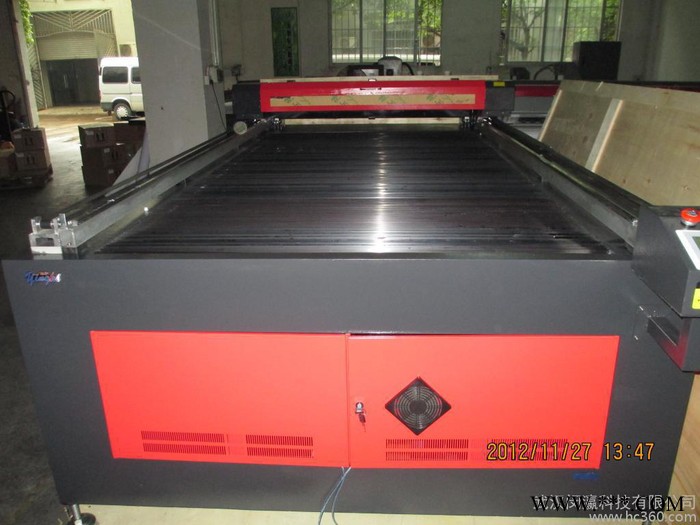 印章制作激光雕刻机，水晶、玻璃塑料激光雕刻机，木板切割机图2