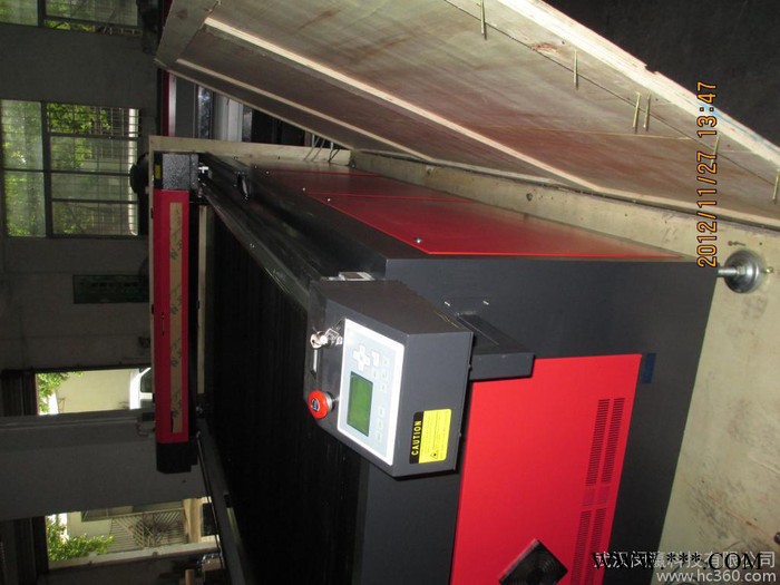 印章制作激光雕刻机，水晶、玻璃塑料激光雕刻机，木板切割机图1