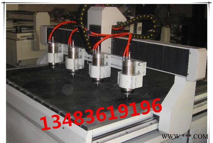 小型木工雕刻机 1325型数控木工雕刻机图2