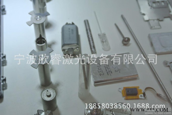 供应镇海宁海玻璃激光打标机 陶瓷打标机 纽扣激光雕刻机 陶瓷激光打标机图2