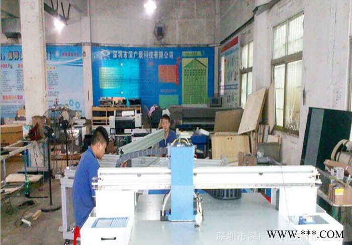 瓷砖雕刻机 UV打印机 艺术玻璃背景墙彩印机 3D瓷砖彩图1