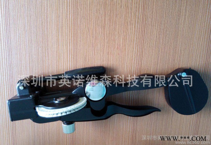 DYMO便携式工业手动金属标签刻字机 M1011达美凹凸纹3图3