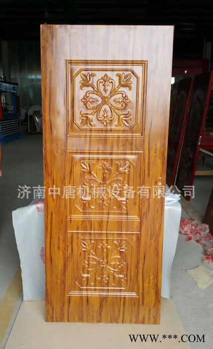 板式家具生产设备 真空吸附木工雕刻机 1325 木门家具雕刻图1