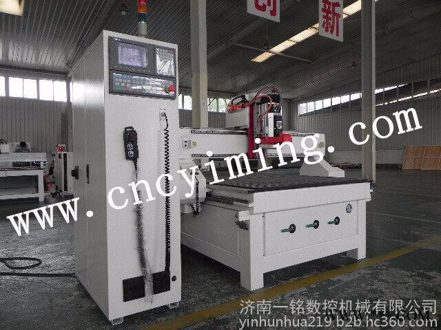 厂家CNC数控雕刻机 木工雕刻机1325排式自动换刀  意大利 进口主轴图6