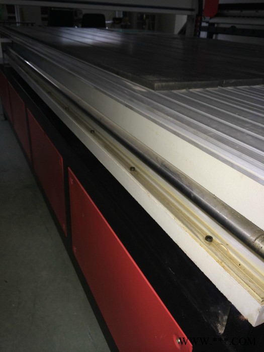 新型 广告木工雕刻机 1200mmX1200mm幅面雕刻机 石材机木工机1212图2