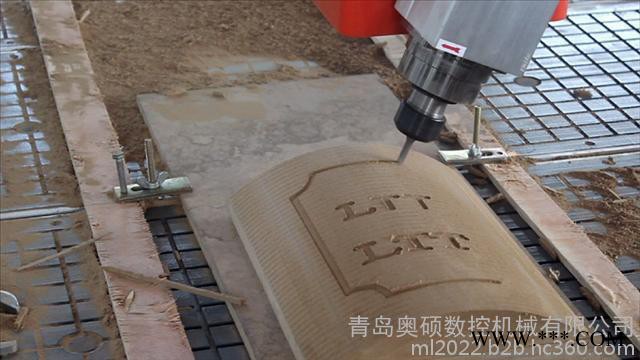 1325木工雕刻机、立体三维雕刻机、棺材板雕刻机、青岛奥硕图2