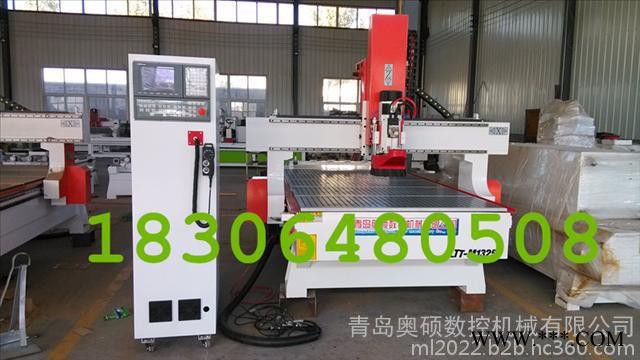 厂家专业定做1325型真空吸附木工雕刻机，移门雕刻机、橱柜雕刻机图3