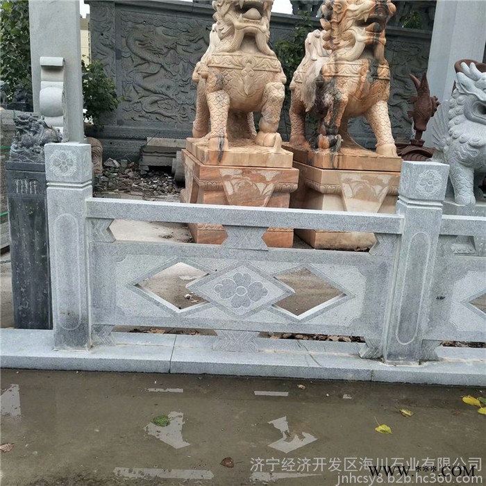 花岗岩石材栏杆雕刻厂家 芝麻白石栏板加工 数控雕刻机图3