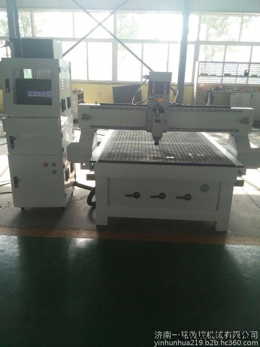 一铭数控开料机 板式家具生产线 数控雕刻机 木工雕刻机图3