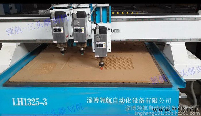 雕刻机 三工序木门雕刻机 免换刀木工雕刻机 实木门雕刻机厂家 板式家具数控雕刻机图5
