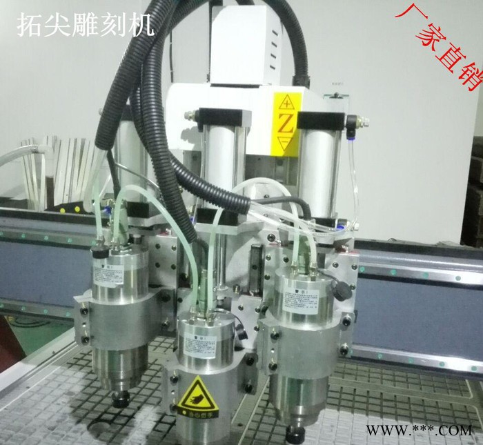 东莞三工序木工雕刻机 木门橱柜门换刀雕刻机 多头浮雕雕刻机图3