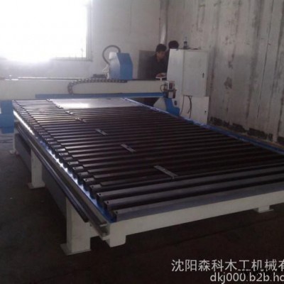 沈阳铝板雕刻机好机器请找沈阳雕刻业盛品牌铝板雕刻机