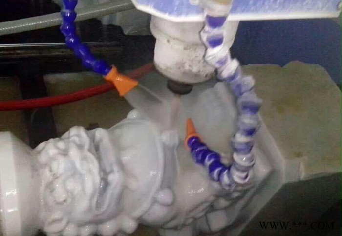 云南重型石狮雕刻机图3