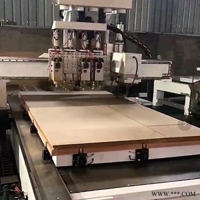 雕刻机 数控橡胶板雕刻机 激光裁床免漆板雕刻机 板式家具开料设备