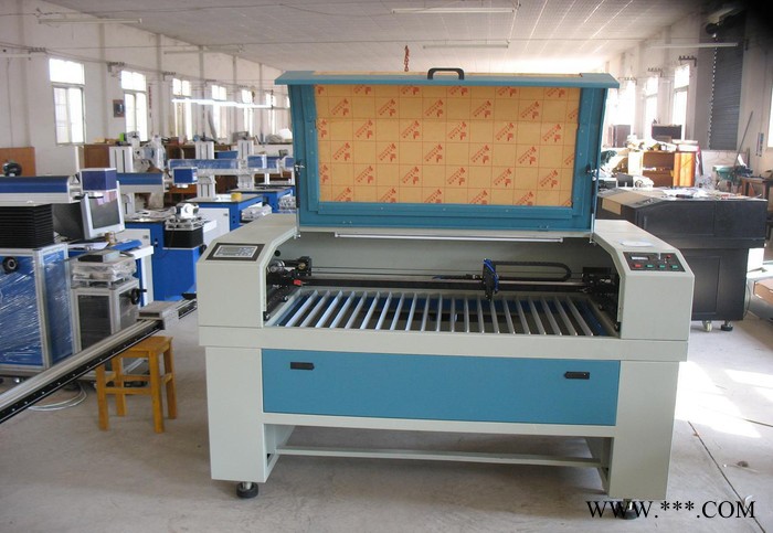 数控激光雕刻机 皮革纸张工艺品激光雕刻机  1290激光雕刻机图3