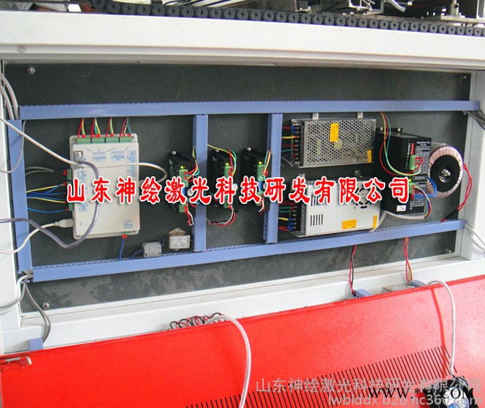 山东神绘激光SH-1610激光下料裁床机激光雕刻机汽车坐垫图1