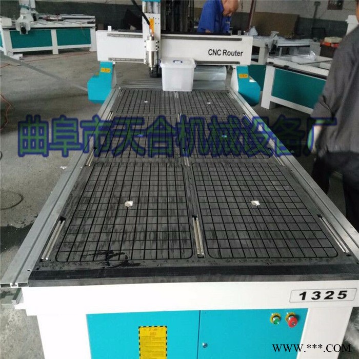 激光切割机 光纤广告亚克力金属激光切割机 数控开料机四工序木工雕刻机1325板式家具自动换刀数控雕刻下料机图5