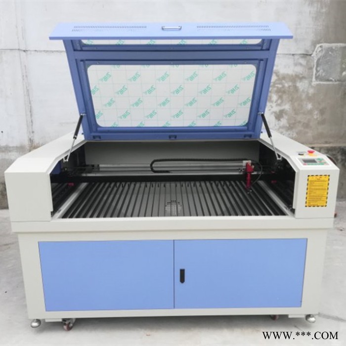 1390瑜伽垫激光切割机 体育用品  帽子 服装激光切割机 亚克力激光雕刻机图3