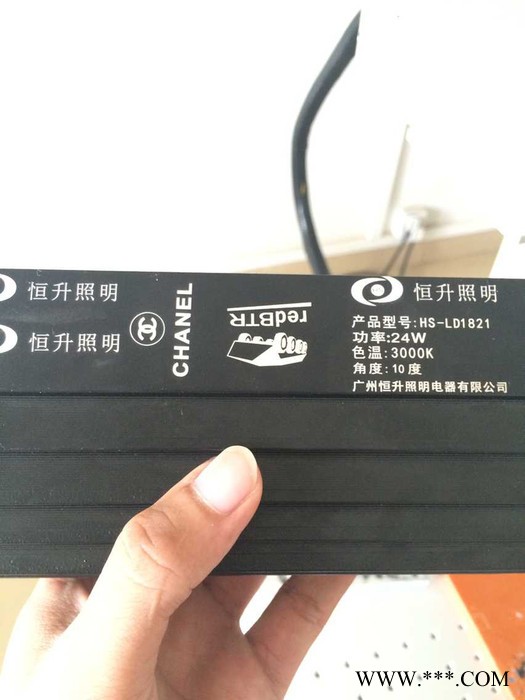 激光打标机厂家/广州激光雕刻机价格/黄埔区激光镭雕机供应图7