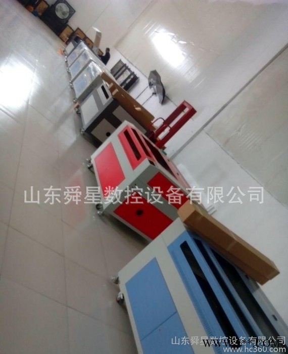 春节**1325激光切割机 亚克力激光切割机广告设备图3