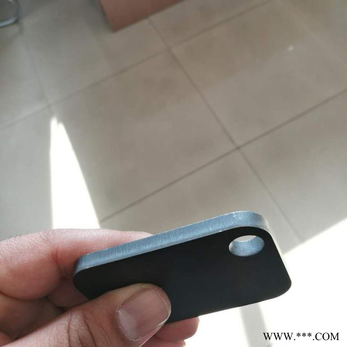 科瑞特激光CLC-B-3015台面小型光纤激光切割机，即墨光纤激光切割机现货发售图7