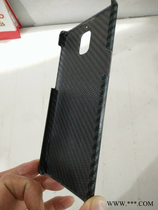 鸿镭激光精密光纤激光切割机图3