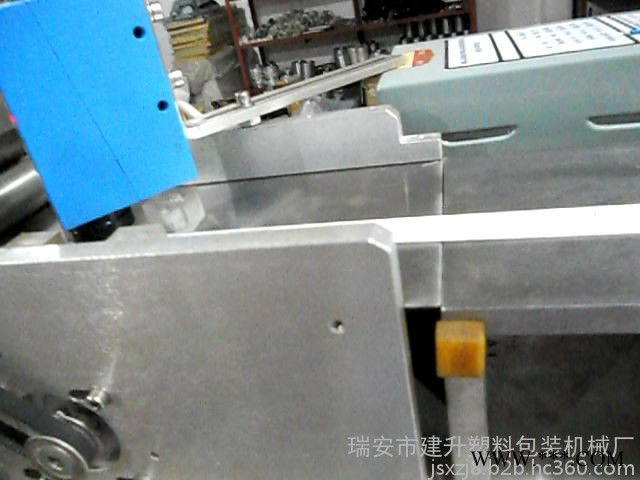 商标切割机 带类商标切机图3