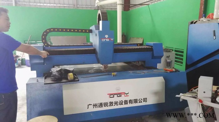 大功率激光切割机 通锐激光 TR1500W-3015彩采用龙门式双驱双控和齿轮齿条传动 金属激光切割机图4