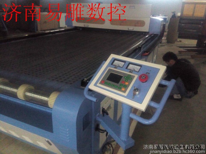 济南易雕1610全自动激光切割机汽车脚垫切割机图8