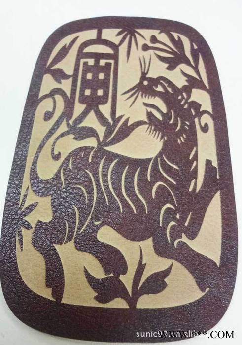 龙岗深圳天策二氧化碳激光切割机木头塑料瓶打码日期打码皮具打码图片雕刻 激光打标机图5